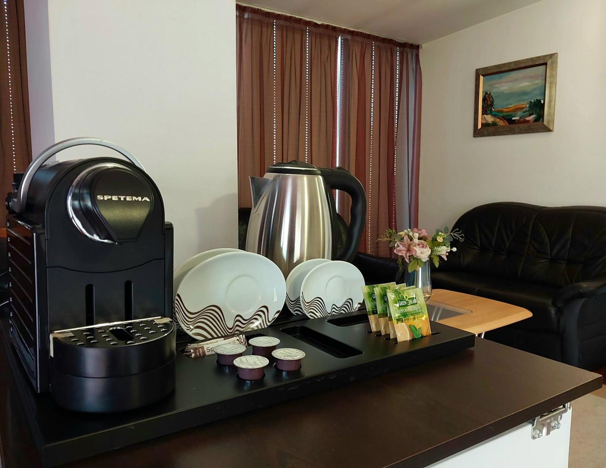 Hotel City Pleven ภายนอก รูปภาพ