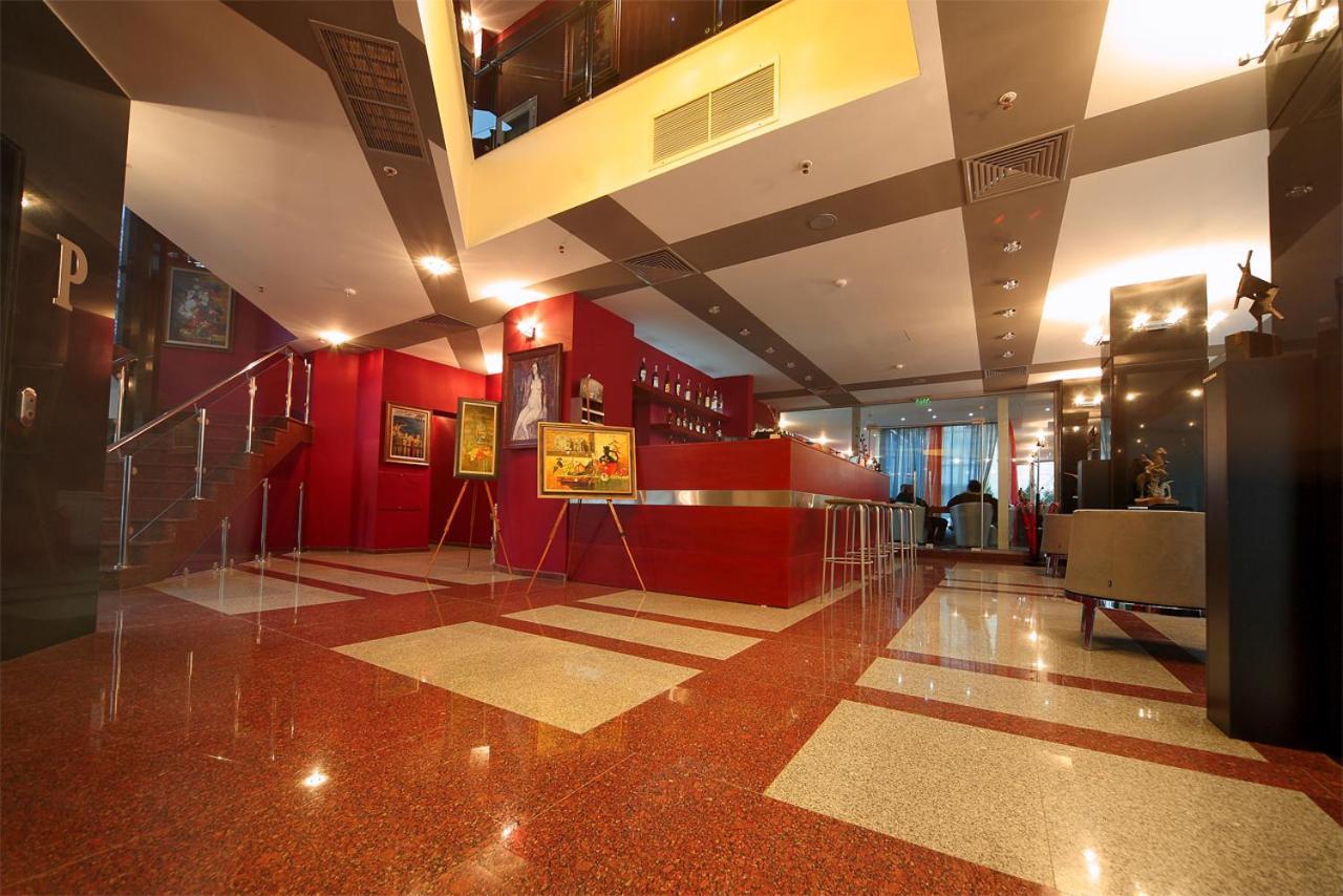 Hotel City Pleven ภายนอก รูปภาพ